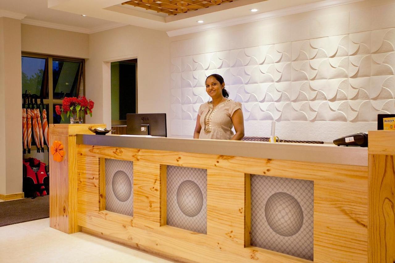 Kaani Beach Hotel At מאפושי מראה חיצוני תמונה